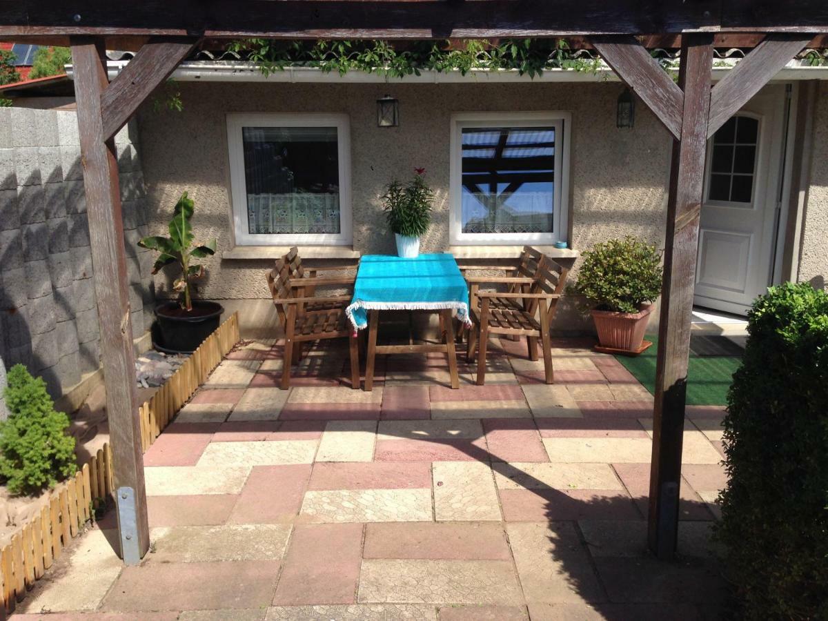 Bungalow Zur Kuehlung Кюлунгсборн Экстерьер фото